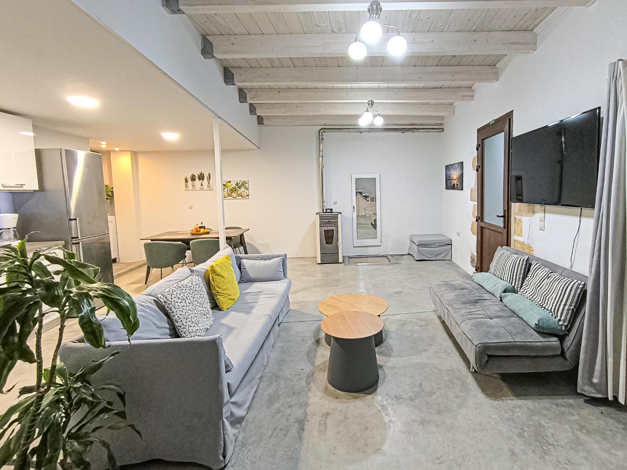 Charming Old Tannery House With Spacious Veranda And Stunning Sea View! Ханя Екстериор снимка