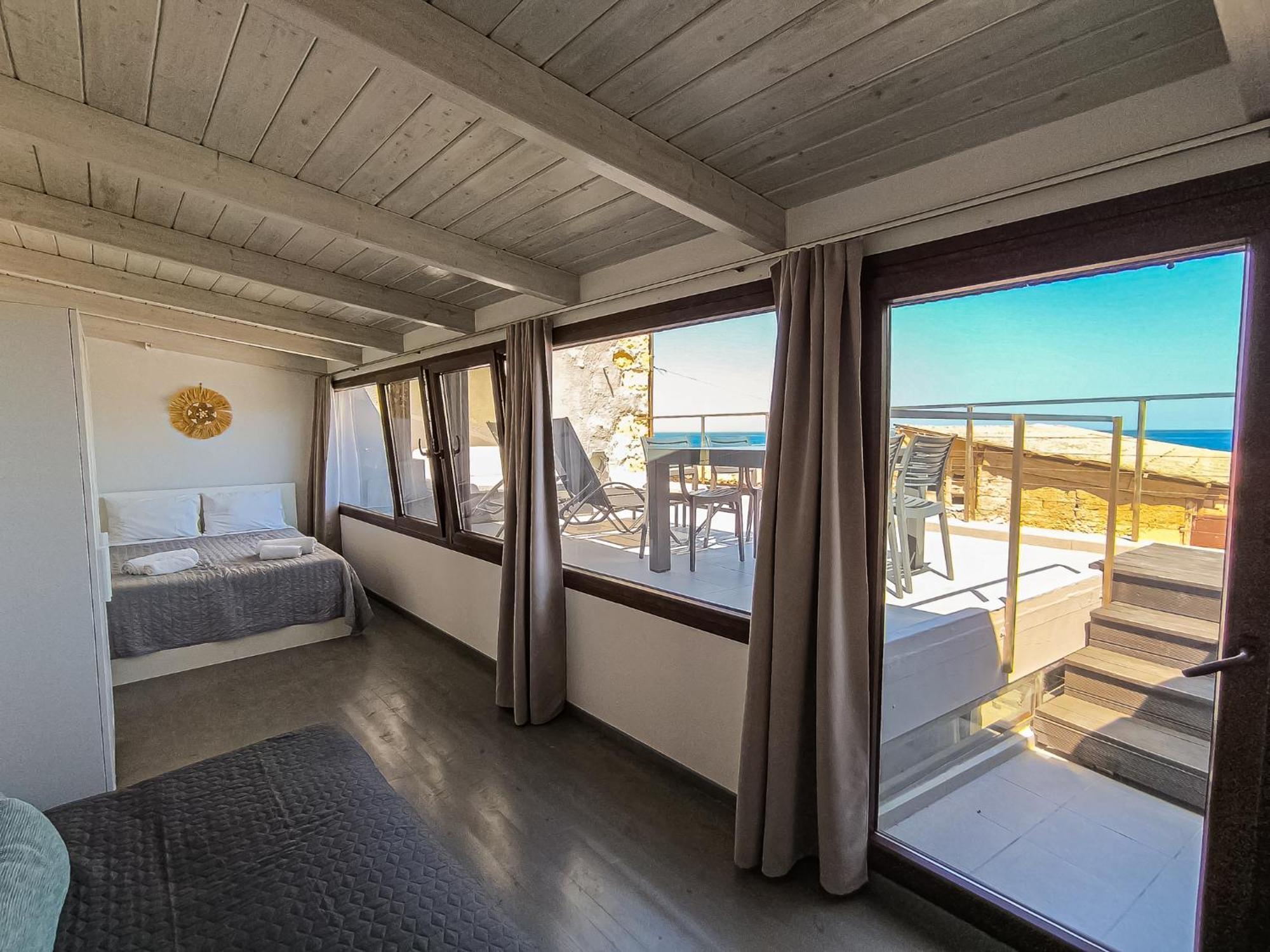 Charming Old Tannery House With Spacious Veranda And Stunning Sea View! Ханя Екстериор снимка