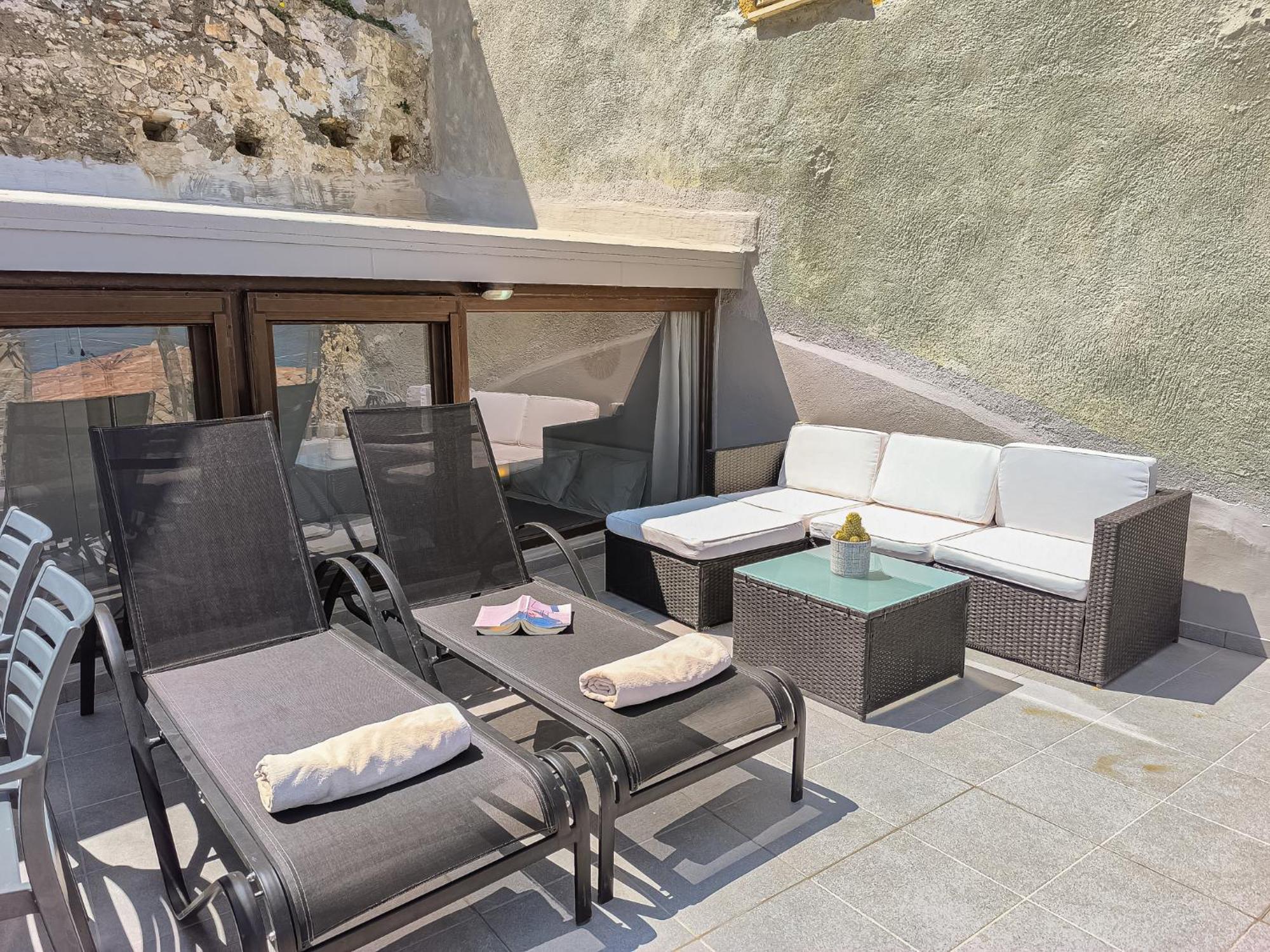 Charming Old Tannery House With Spacious Veranda And Stunning Sea View! Ханя Екстериор снимка